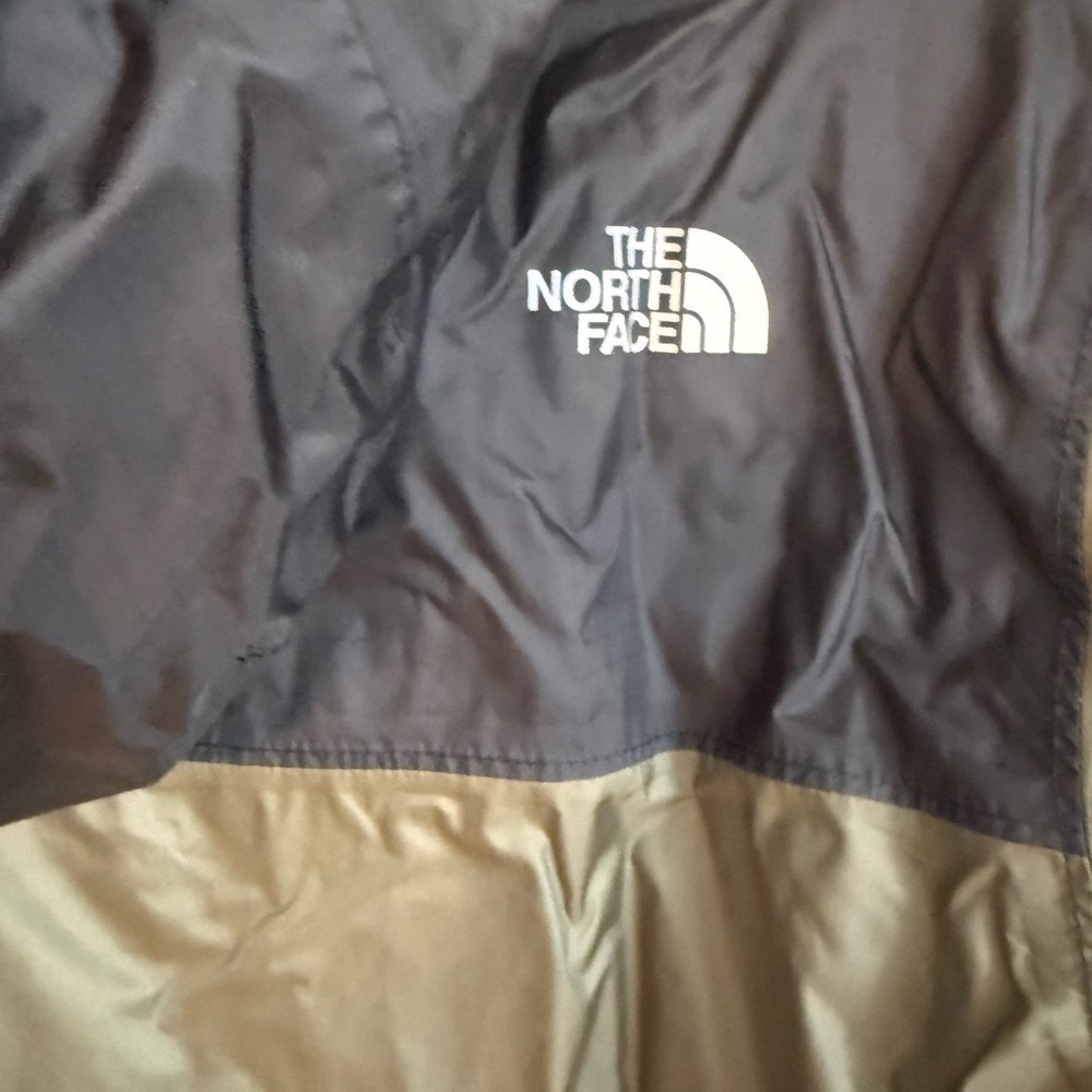 The North Face boys jacket size M (10-12) - Picture 3 of 5